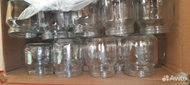 Баночки от детского питания много