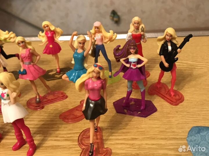 Коллекция киндеров барби,винкс,принцессы Диснея