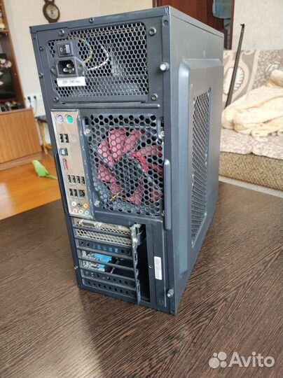 Компьютер системный блок