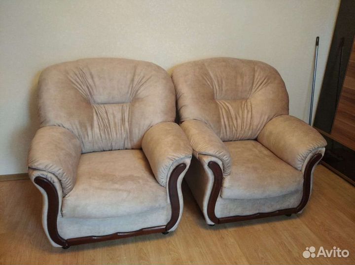 Перетяжка и ремонт мягкой мебели в Барнауле