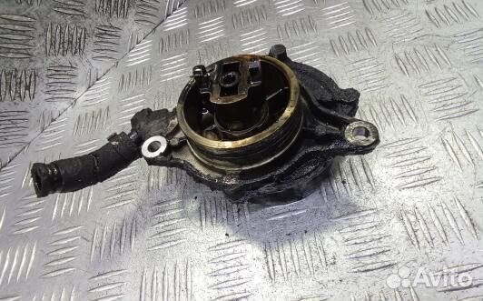 Насос вакуумный BMW 3 E90/E91 (BML13KX01)