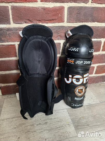 Щитки хоккейные jofa