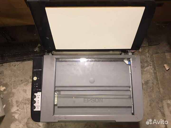 Принтер сканер Epson Stylus TX106