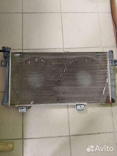 Радиатор охлаждения на ниву