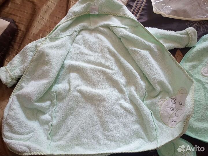 Халат, полотенце, тапочки