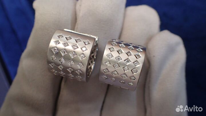 Золотые серьги с бриллиантами Giorgio Visconti