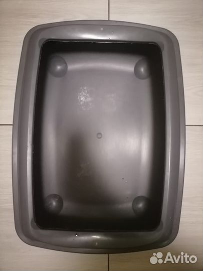 Туалет / лоток для кошек большой с бортиком