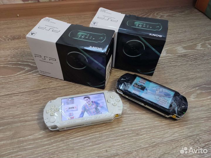 Прошитая PSP 1006 8Gb+буран игр