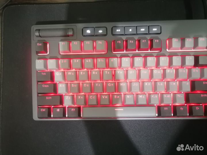 Asus ROG strix Flare