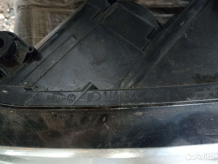 Фара левая Jetta 6