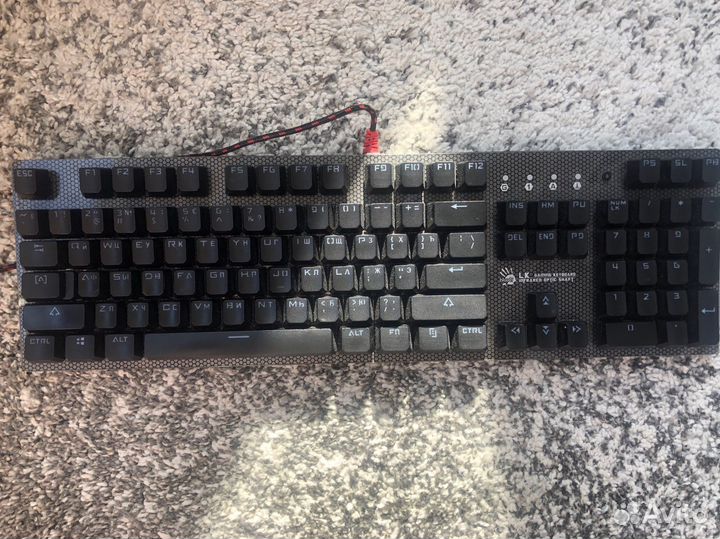 Bloody B800 механическая клавиатура