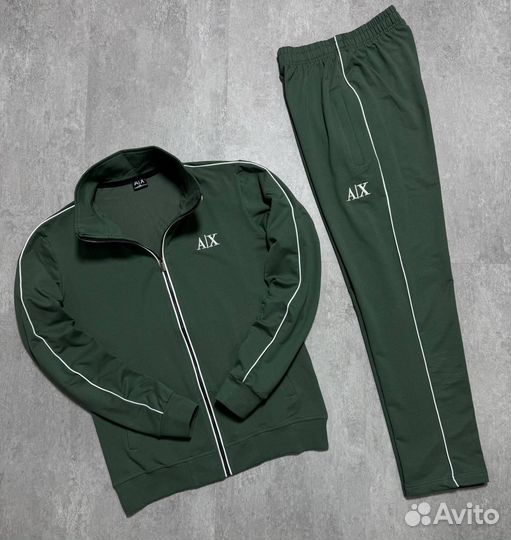 Костюмы для спорта Armani удобные