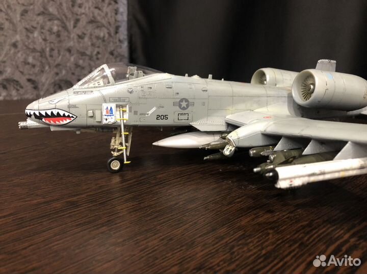 Сборная модель самолета A-10 Thunderbolt