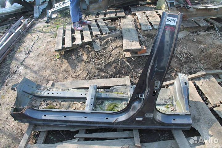 Порог левый Nissan Teana J32