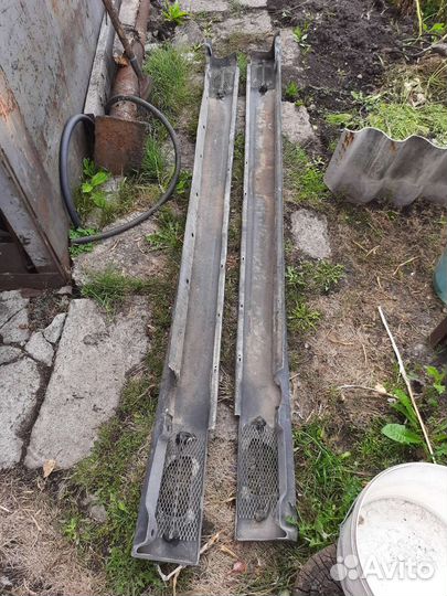 Накладки на пороги Lorinser W220