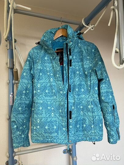 Горнолыжная куртка