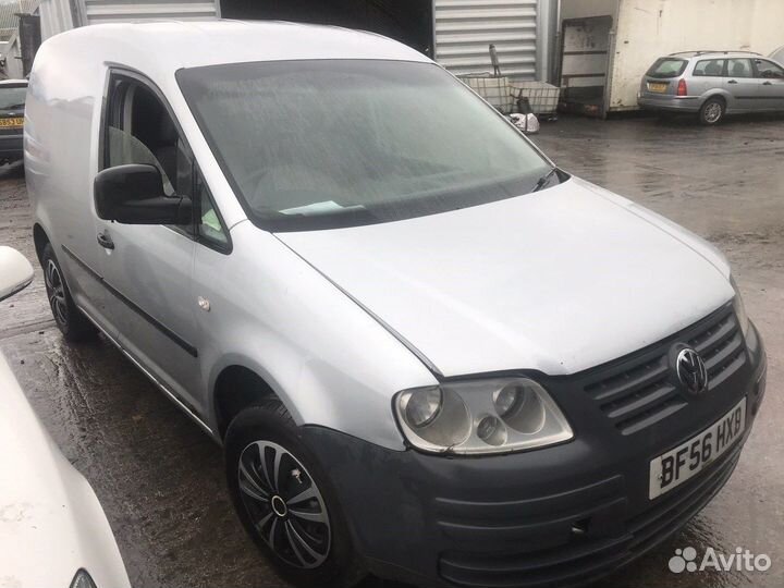 Разбор на запчасти Volkswagen Caddy 2004-2010