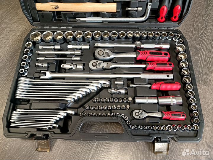 Набор инструментов 142 предмета