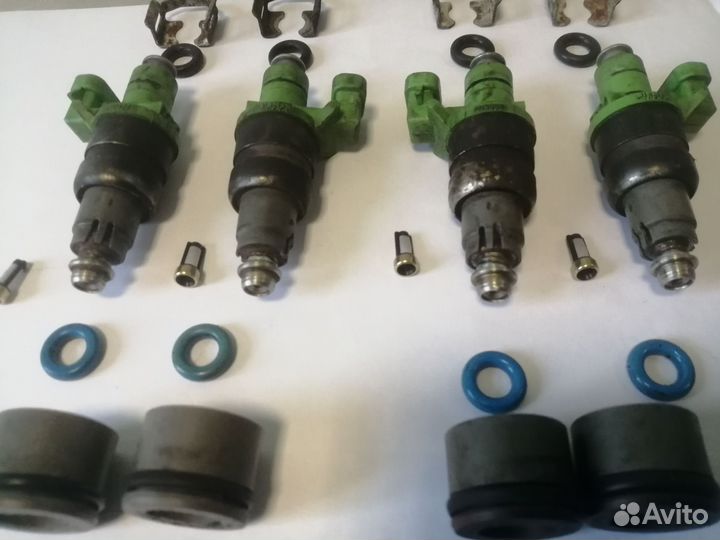 Топливные форсунки Сааб 9-3 2.0