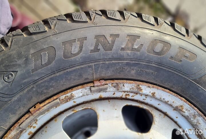 Dunlop ice touch 215-65-16 с дисками