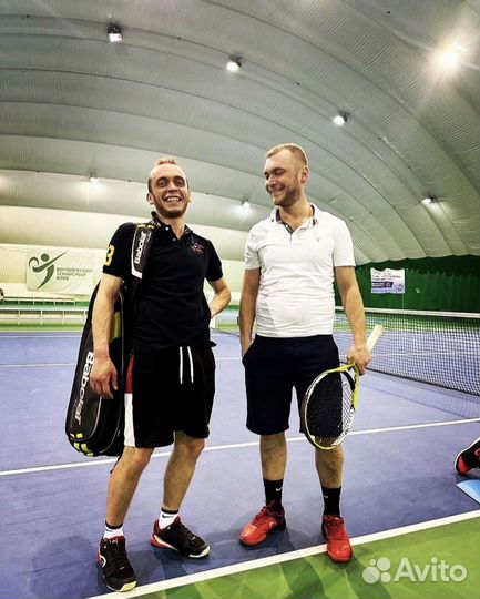 Тренер по большому теннису