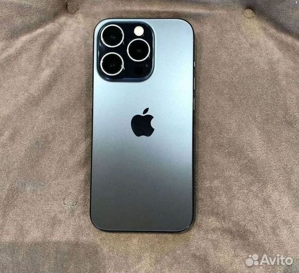 iPhone 15 Pro, 256 ГБ