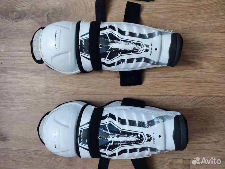 Хоккейные наколенники ccm