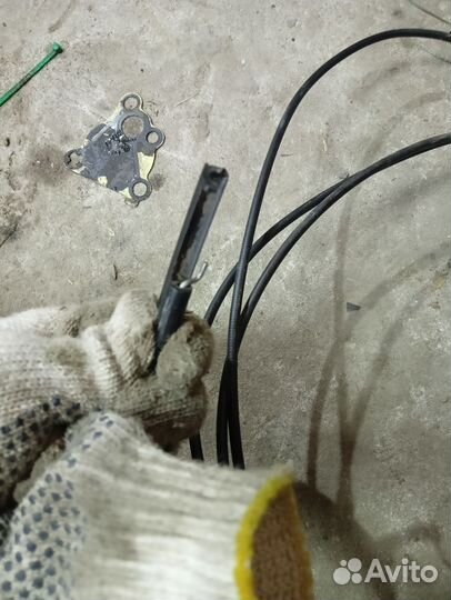 Трос лючка бензобака форд мондео 3