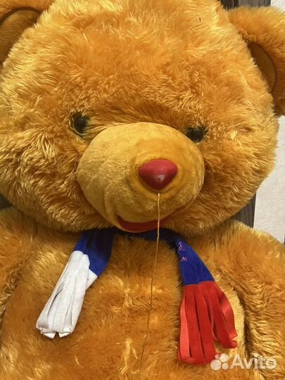 Плюшевый медведь большой