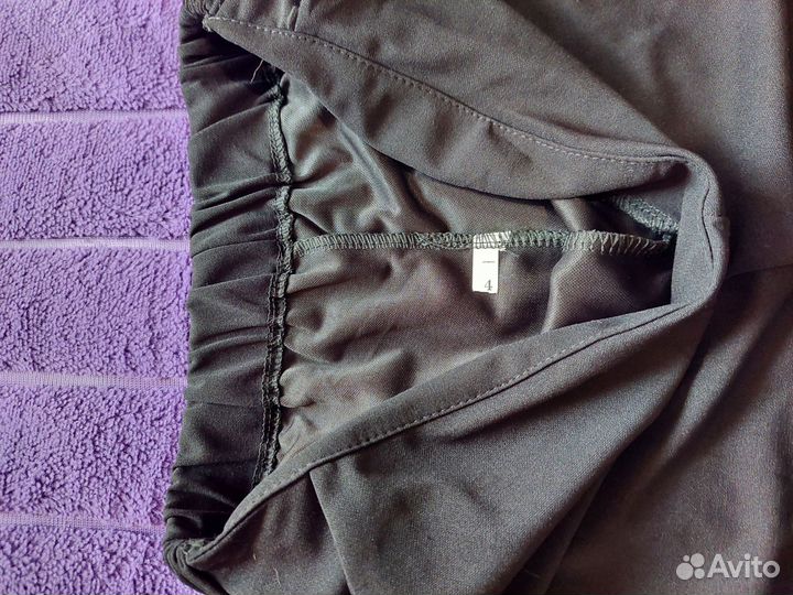 Костюм женский новый 46 размер