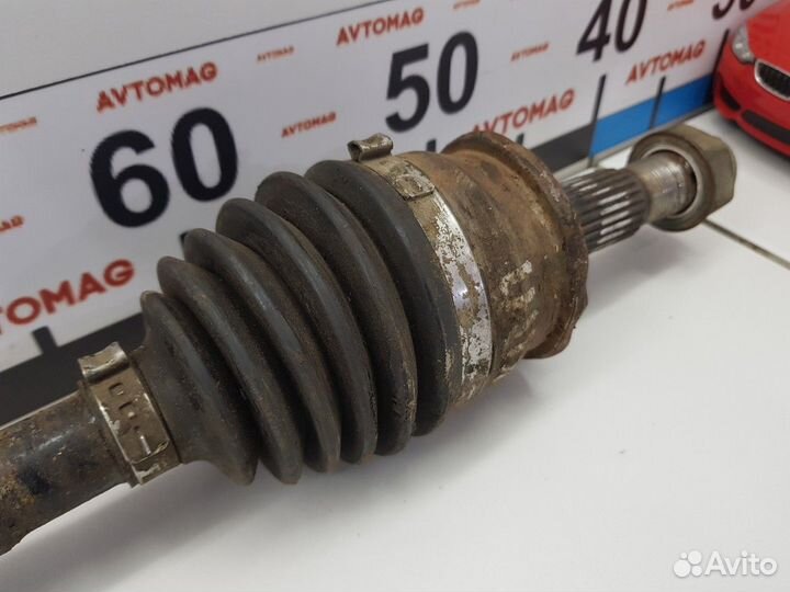 Полуось (Привод )передний правый в сборе