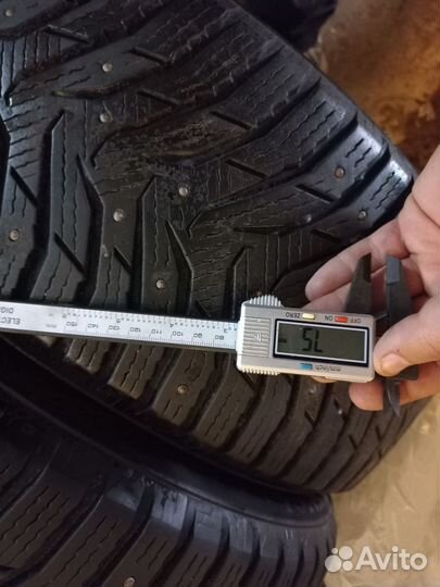 Marshal WinterCraft Ice WI31 215/50 R17