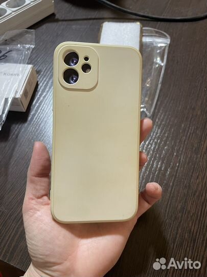 Чехол на iPhone 12