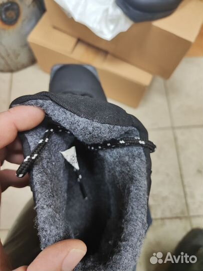 Лыжные ботинки