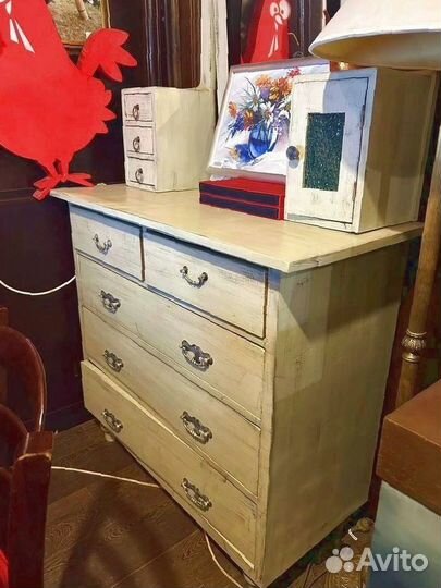 Старинное трюмо с зеркалом