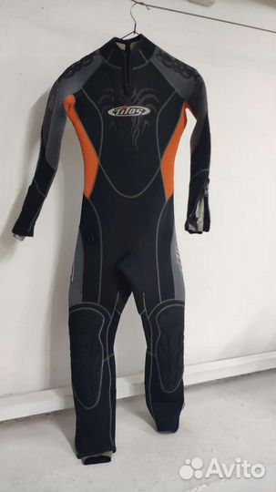 Гидрокостюмы б/у