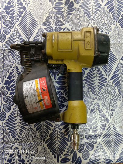 Пневматический пистолет для гвоздей