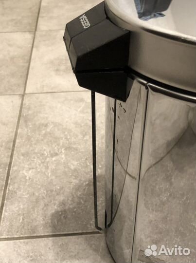 Мусорное ведро с педалью Geesa