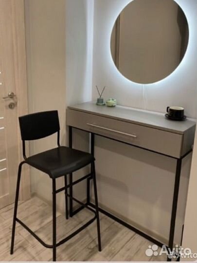 Туалетный стол