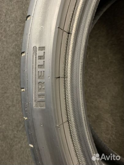 Pirelli P Zero 255/35 R20