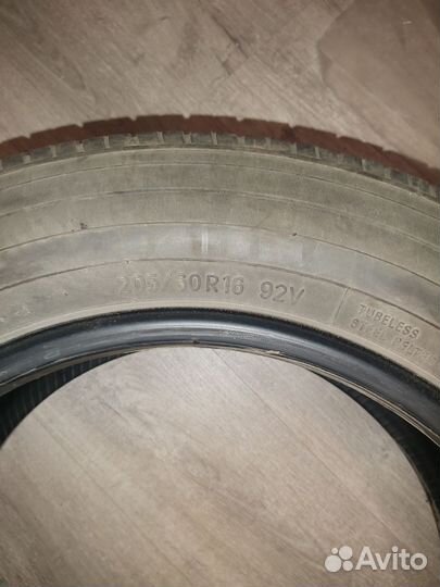 Toyo NanoEnergy R38 205/60 R16 92V