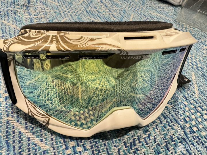 Горнолыжные очки Tresspass