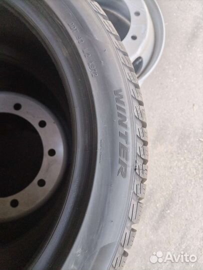 Pirelli Winter Sottozero 3 245/45 R19 и 275/40 R19 105V