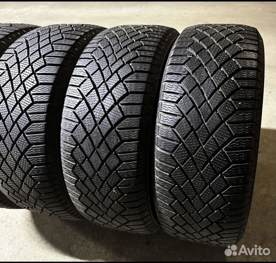 Continental ContiVikingContact 7 235/55 R17
