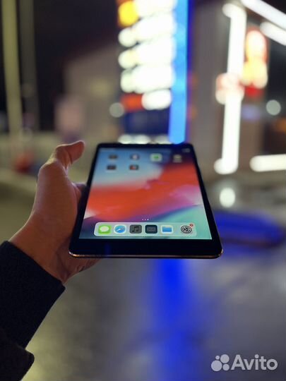 iPad Mini для фильмов и игр