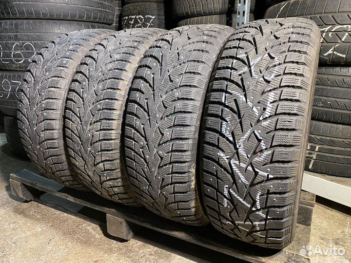 Toyo Observe G3-Ice 205/60 R16 92T
