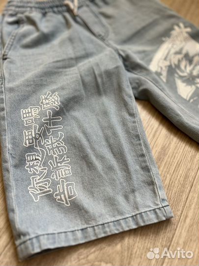 Джинсовые шорты Аниме