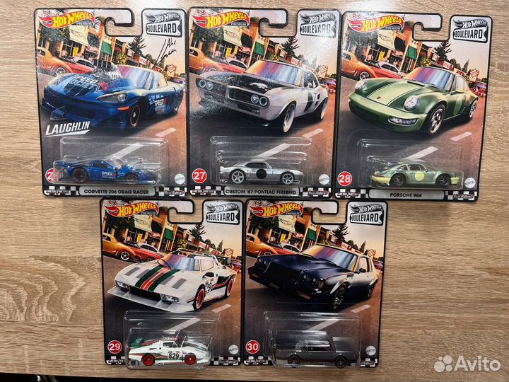 Hot wheels premium boulevard