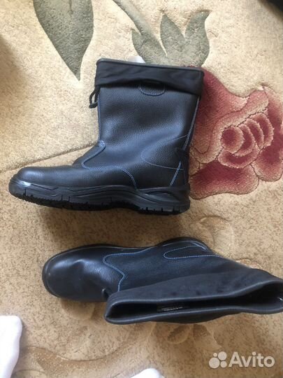 Продам форму и сапоги