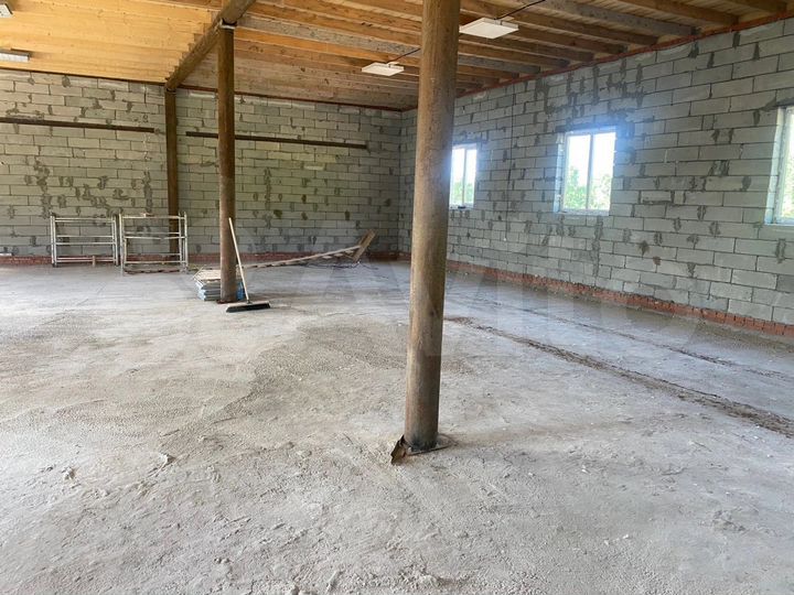 Здание, 200 м²